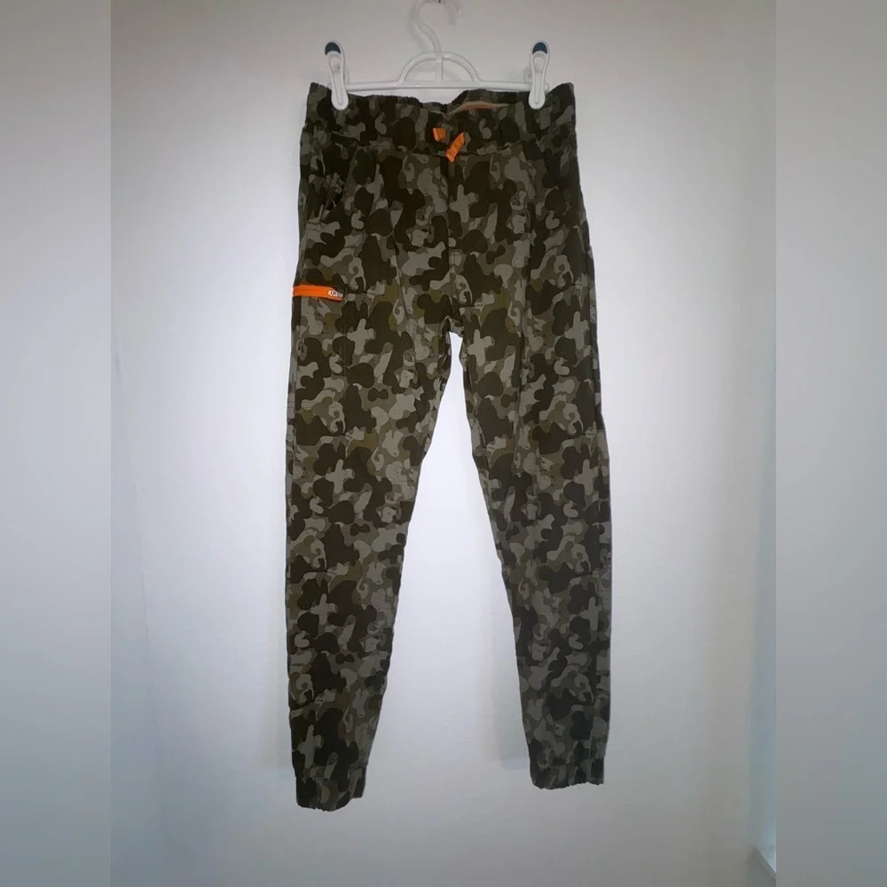 Weatherproof Vintage Youth Boys Green Camo Tech Jogger Pants